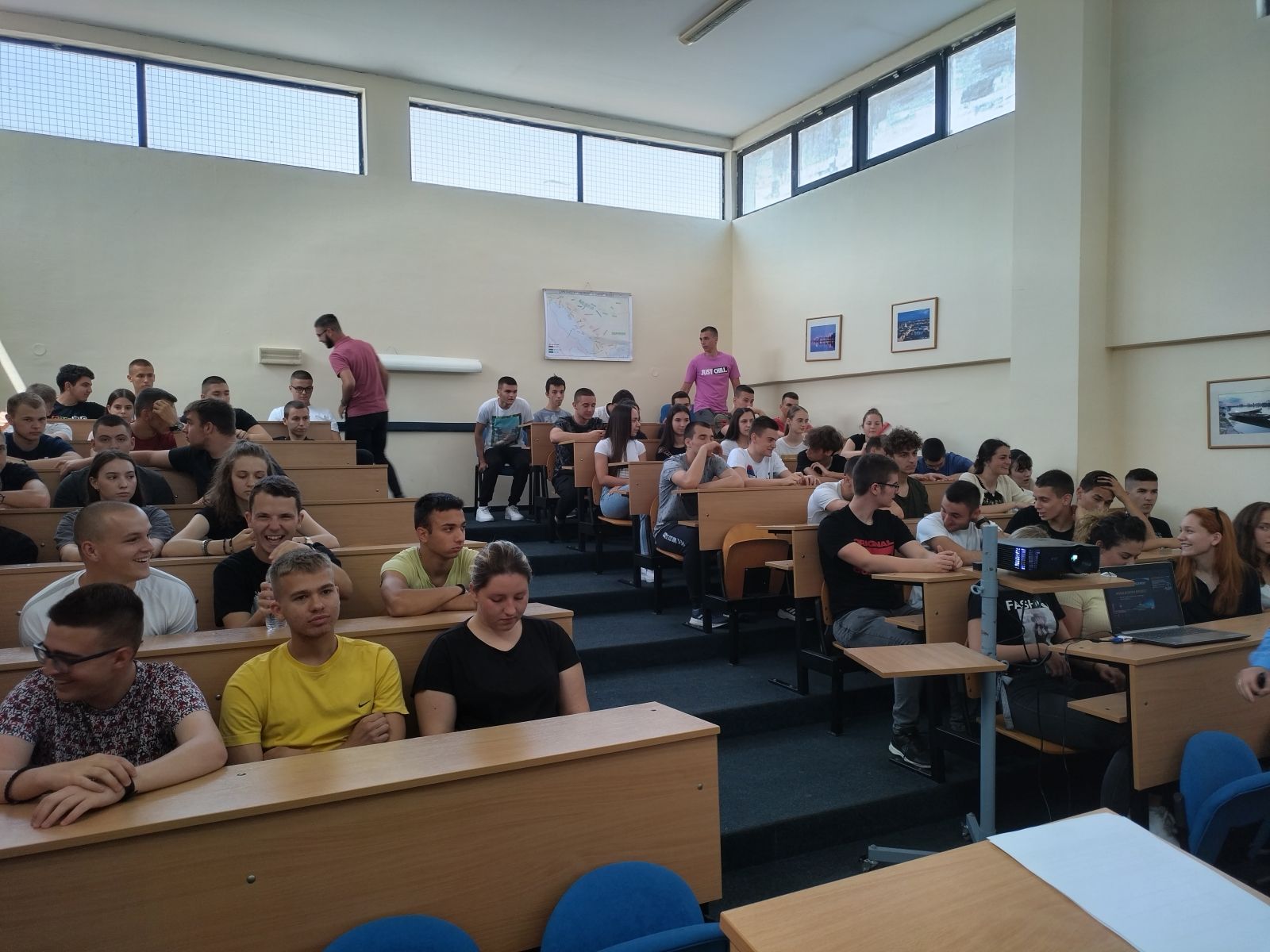 Предавање на тему „Безбједност младих у саобраћају“ одржано у Техничкој школи у Градишци.
